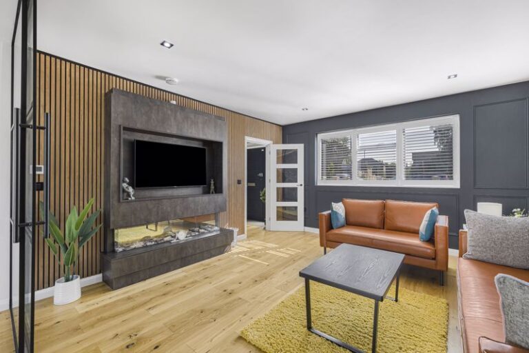 Reservoir Road, Oakwood, London, N14